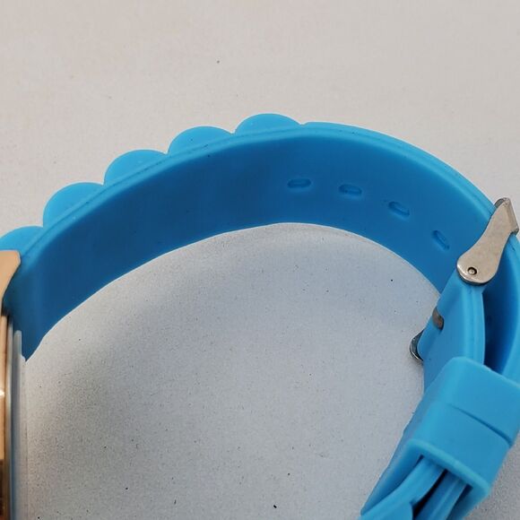 38MM Watch Women Blue Dial Blue Plastic Band Straps New Battery - Picture 12 of 13